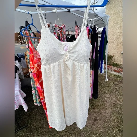 Dresses Beautiful White Dress I Would Pair With Some Tights